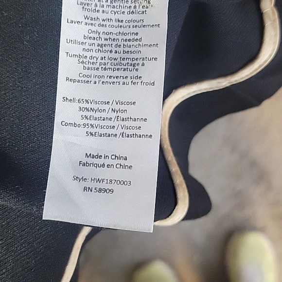 HALSTON Black and Gold Women's Open Front Cardigan Small Petite - Picture 7 of 7